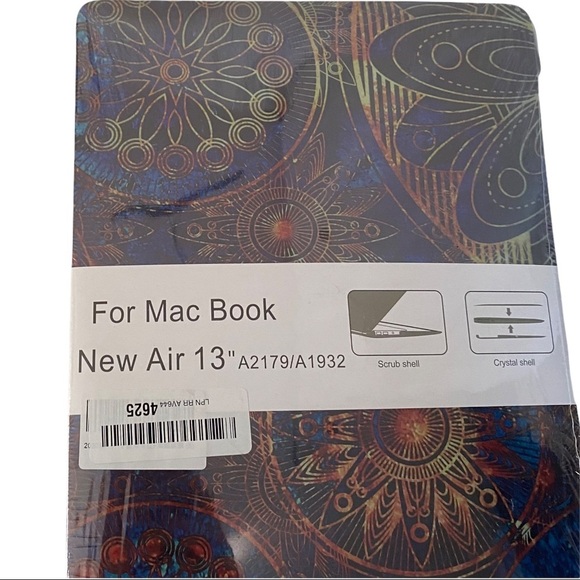 2020 MacBook Air 13” Hard Shell Case Crop Circles - Picture 2 of 6